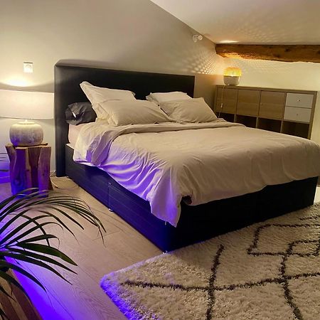 Love Room Village Rillieux-la-Pape Exterior foto